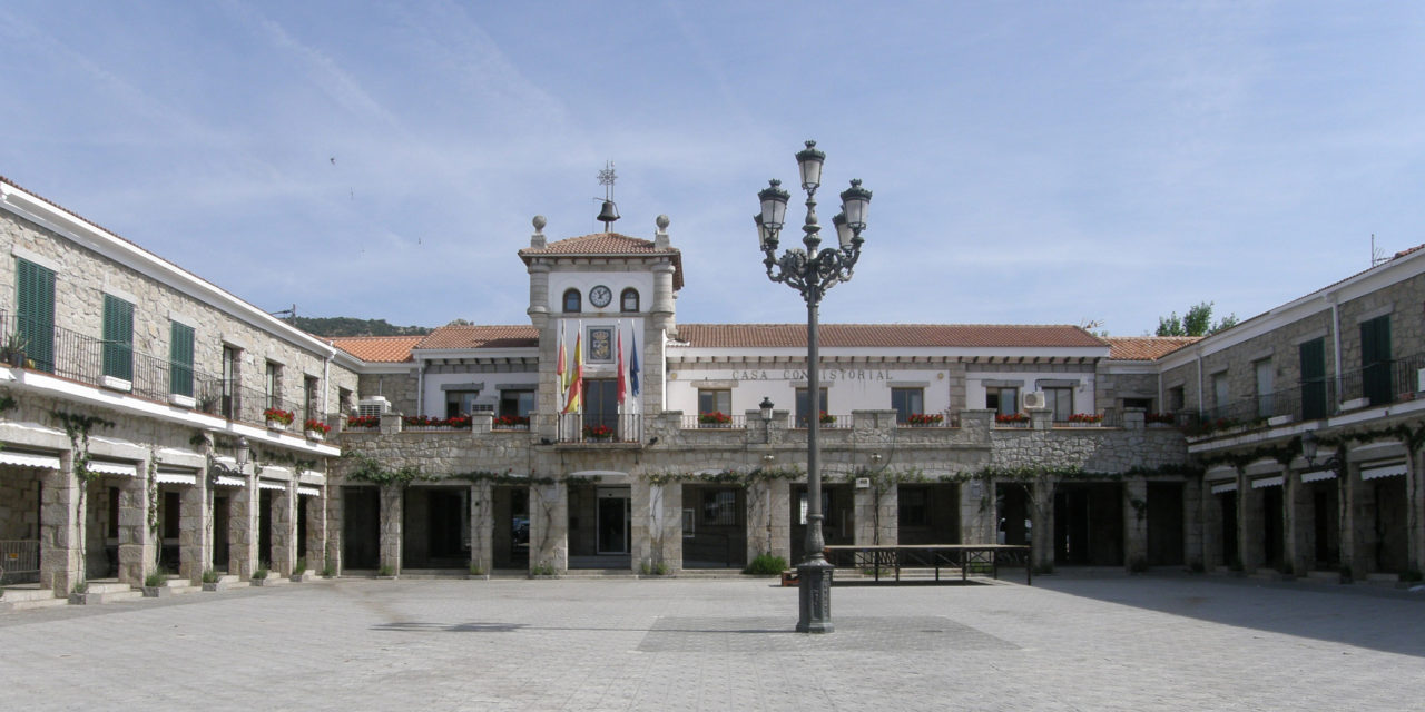 Hoyo de Manzanares premia la excelencia académica con una partida de 40.000 euros