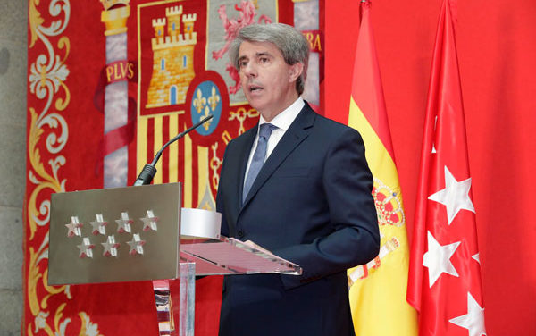 Ángel Garrido presidirá un Gobierno formado por cinco hombres y cuatro mujeres