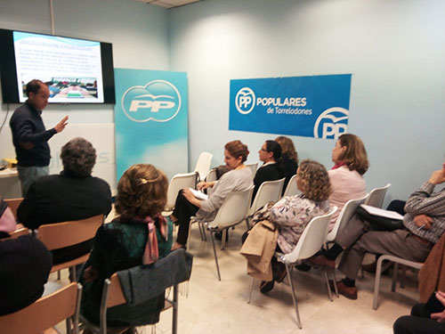 Charla en la sede del PP sobre prevención del acoso escolar