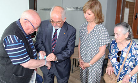 Enfermos de Alzheimer en Galapagar contarán con pulseras de emergencia