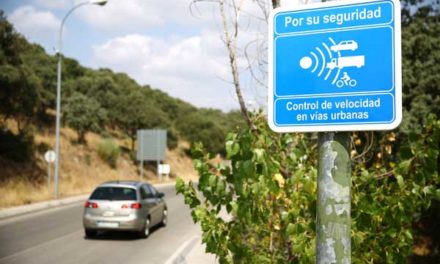 La Policía de Las Rozas instala un radar móvil en zonas de especial riesgo