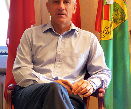 La Audiencia Provincial de Madrid absuelve a José Ramón Regueiras de los delitos de desobediencia y usurpación de cargo público