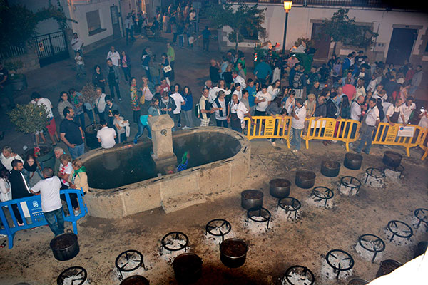 La Fiesta de la Caldereta puede ser una de las 7 mejores fiestas de España