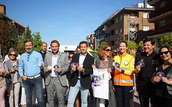 Los Servicios de Emergencia de Las Rozas se suman a la campaña #PinkPatchProject