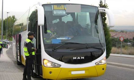 Los autobuses escolares de Las Rozas superan la inspección de la Policía Local