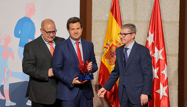 FEMADDI premia al Ayuntamiento de Las Rozas por apostar por el deporte inclusivo
