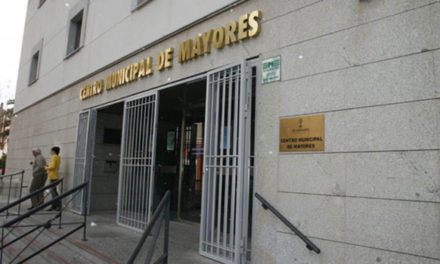 La evolución del COVID-19 obliga a cerrar los centros de mayores de la región