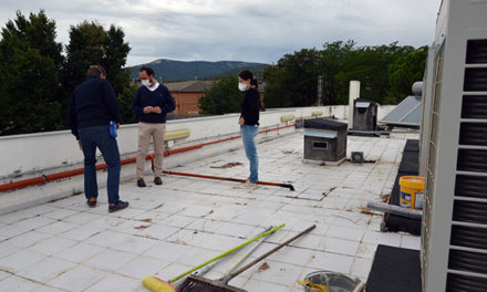Guadarrama: Reparación de las cubiertas de la Escuela de música y del Servicio de Juventud