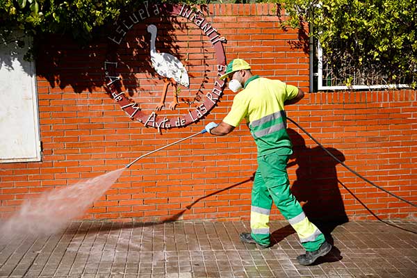 Plan especial de limpieza y desinfección para mejorar la seguridad de los centros escolares de Las Rozas