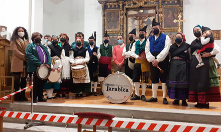 Gaitas, tambores y panderetas de la Casa de Asturias de Guadarrama volvieron a sonar
