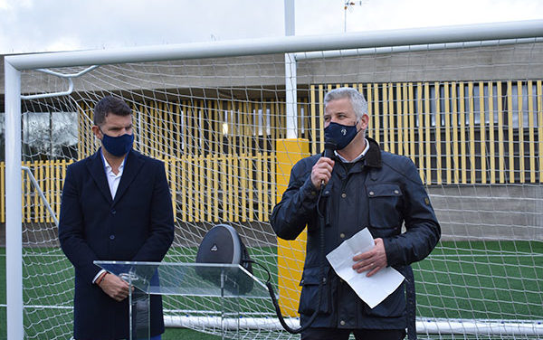 El viceconsejero de Deportes y el alcalde de Torrelodones inauguran el campo de rugby-fútbol Antonio Martín