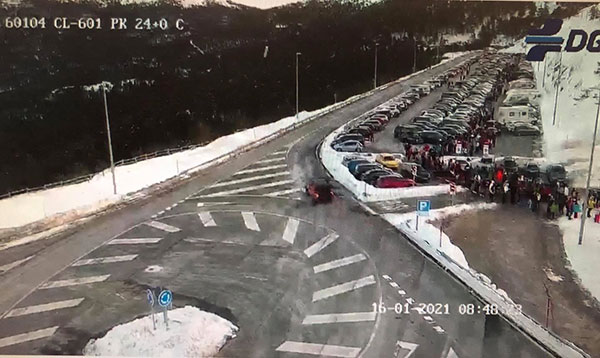 Cortados los accesos para subir a Navacerrada y Cotos