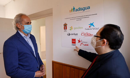 Ruiz Escudero visitó las instalaciones de Adisgua, en Guadarrama