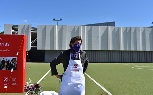 El chef Pepe Rodríguez visita el colegio Peñalar para conocer las jornadas gastronómicas en los centros Educare