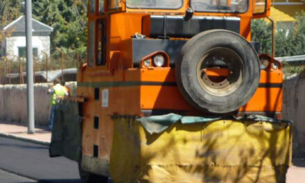 Comienza la operación asfalto en la rotonda Víctimas del Terrorismo de Guadarrama