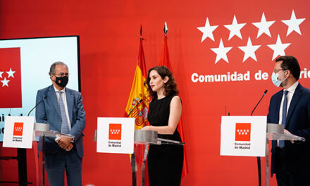Madrid anuncia la rebaja del IRPF y el fin de impuestos propios