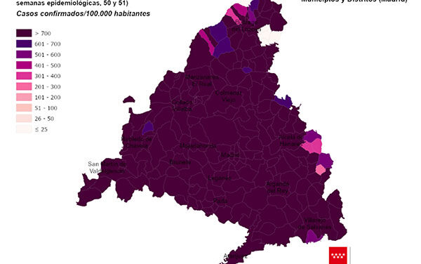 La variante ómicron dispara los contagios: la tasa Covid en Torrelodones, Las Rozas y Alpedrete supera a la media regional
