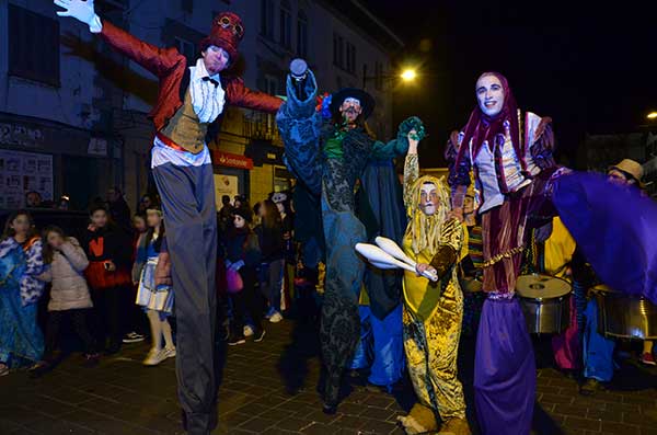 Las máscaras y disfraces vuelven a las calles de Guadarrama por Carnaval