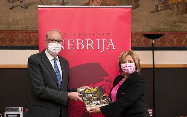 Alumnos de Collado Villalba podrán beneficiarse de becas en la Universidad Nebrija