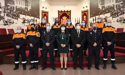 El Ayuntamiento reconoce en un acto institucional la labor de Protección Civil de Galapagar