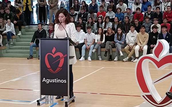 Díaz Ayuso celebra 15 años del colegio San Agustín de Los Negrales de Guadarrama