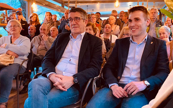 Diego Díaz presenta su candidatura para San Lorenzo, arropado por Patxi López