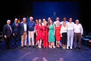 Vecinos distinguidos en el acto de Honores y Distinciones de San Lorenzo