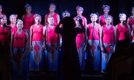 La agrupación artística Malagasy Gospel actúa en San Lorenzo de El Escorial