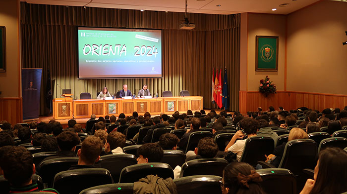 Más de 300 estudiantes asisten a las Jornadas de orientación educativa de San Lorenzo