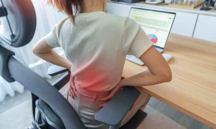 El Hospital General de Villalba aconseja prevenir el dolor de espalda de forma multidisciplinar
