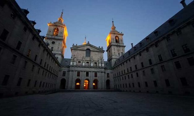 El Monasterio de San Lorenzo de El Escorial estrena visitas nocturnas