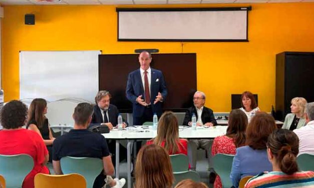 El alcalde de Alpedrete inaugura oficialmente el curso escolar 2024-2025