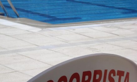 La Comunidad actualiza la normativa de piscinas para proteger a los usuarios