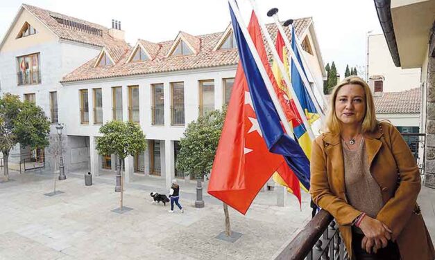 Almudena Negro, alcaldesa de Torrelodones: “Me frustra no poder cumplir el 100% del programa electoral por no tener mayoría suficiente”