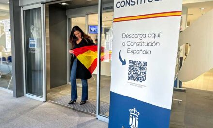 Majadahonda repartirá banderas entre los ciudadanos para celebrar el Día de la Constitución