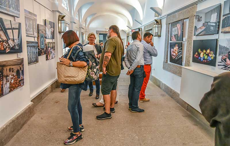 San Lorenzo de El Escorial mostrará más de 60 exposiciones en la Casa de Cultura