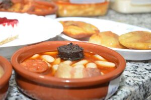 Concurso de fabada y arroz con leche organizado por la Casa de Asturias en Guadarrama