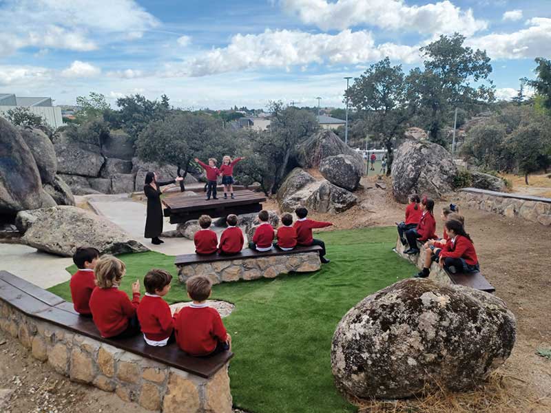 Aulas de la naturaleza: espacios educativos vivos en el Colegio Educare Peñalar