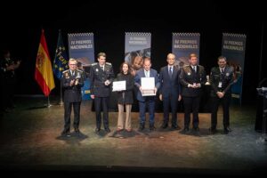 Los agentes tutores de San Lorenzo de El Escorial, galardonados en los Premios nacionales
