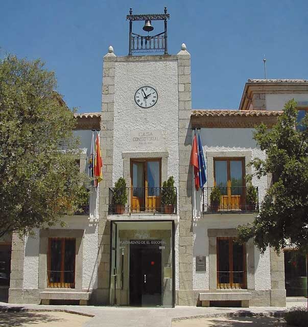 Las familias numerosas de El Escorial tienen bonificaciones en el IBI