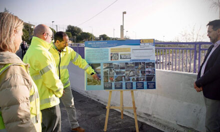 El delegado del Gobierno visita las obras del paso superior de Torrelodones sobre la A-6
