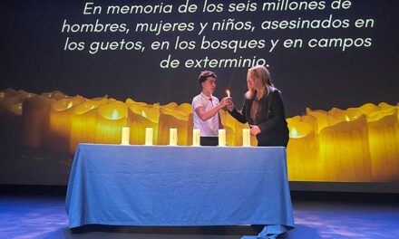 Torrelodones celebra un acto institucional en memoria de las víctimas del Holocausto