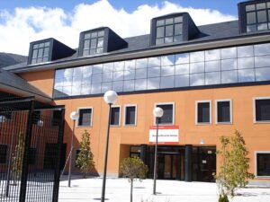 La Escuela Oficial de Idiomas de Collado Villalba y San Lorenzo abre solicitudes