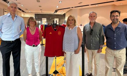 La exposición “Fútbol por la Paz” puede verse en el Centro Comercial Espacio Torrelodones