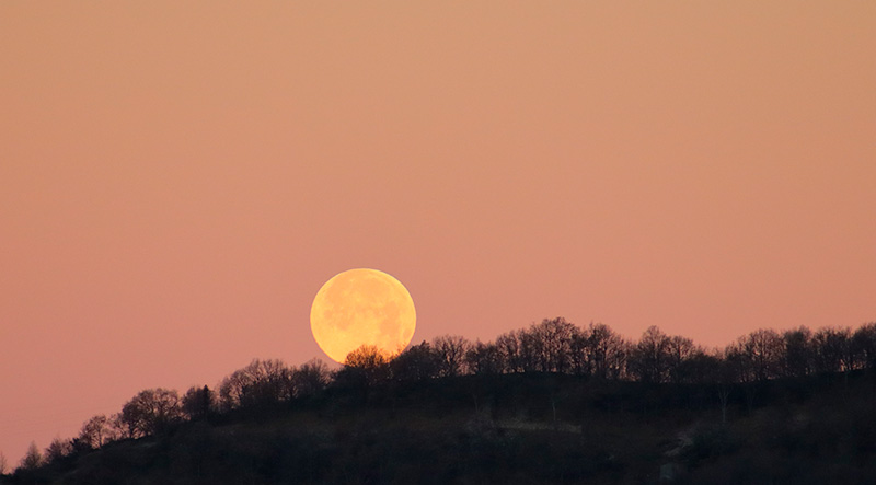 La Sierra de Guadarrama lanza un programa gratuito de astroturismo en sus catorce municipios